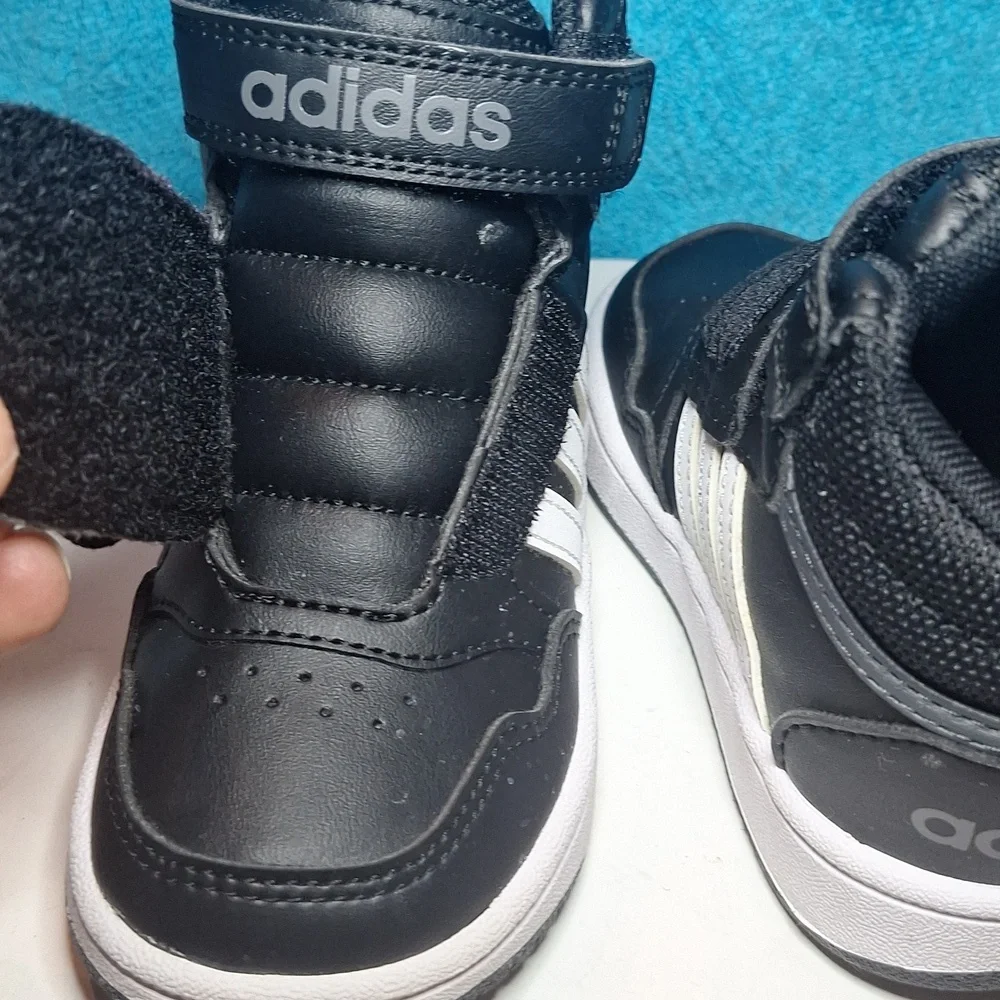 Adidas High Tops Toddler High Top Adidas Hoops Mid AC  Kid's Shoes 6  LIKE NEW - Picture 8 of 8